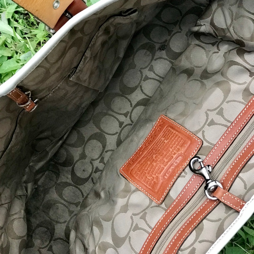 Authentic Coach Handbag - Picture 2 of 2